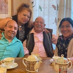 Meet your Posher, Hugo